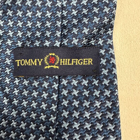 Tommy Hilfiger Mens Blue Patterned Silk Neck Tie 100% Silk Made In USA - Picture 4 of 5